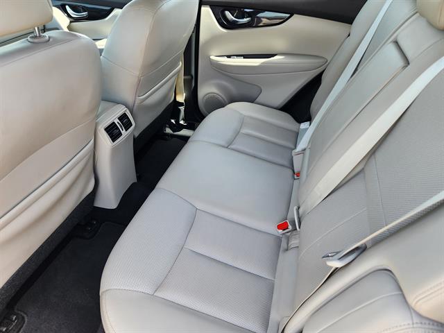 2022 Nissan Rogue Sport SL photo 19