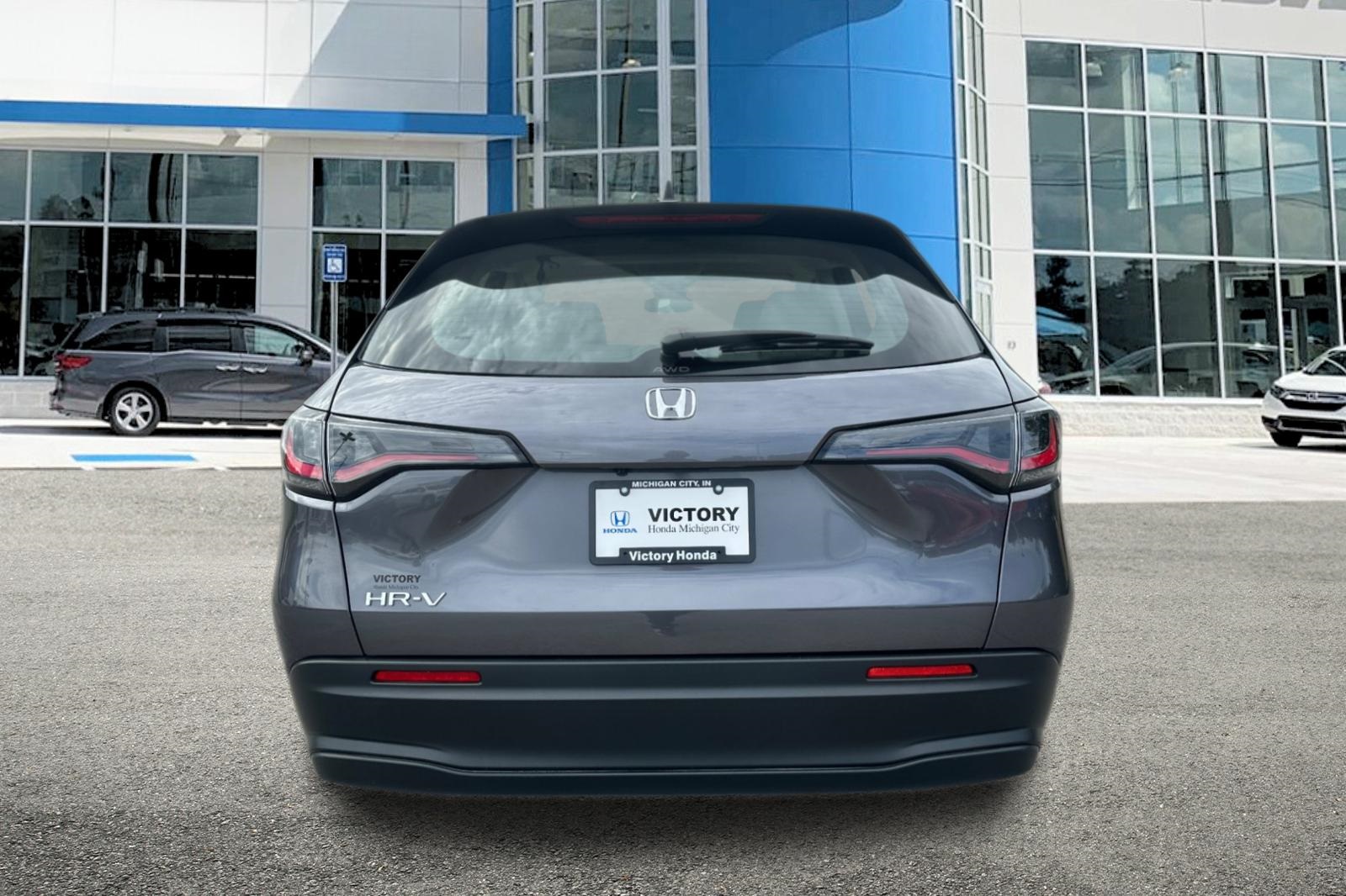 2023 Honda HR-V LX photo 3