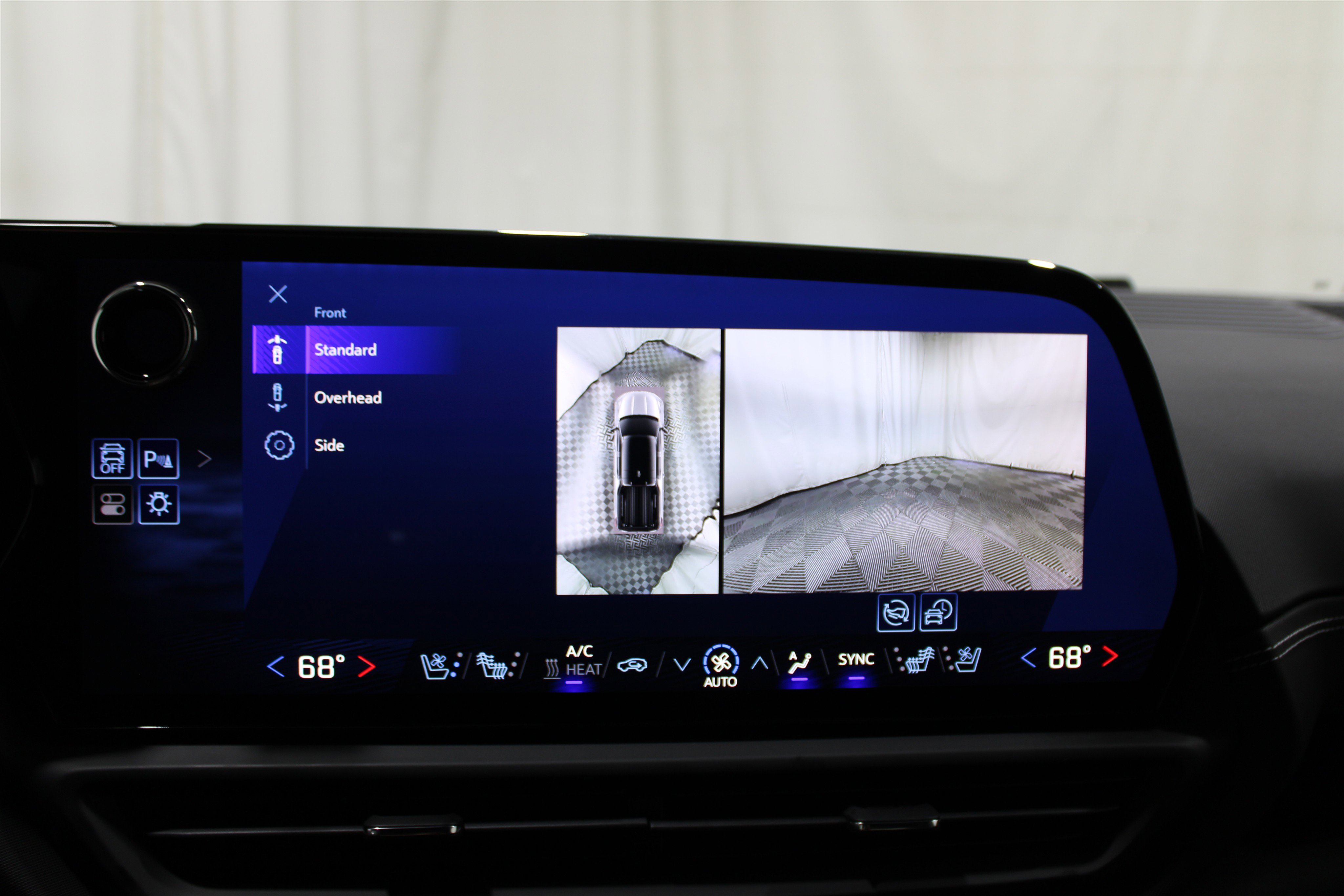 2025 Chevrolet Silverado EV LT photo 12