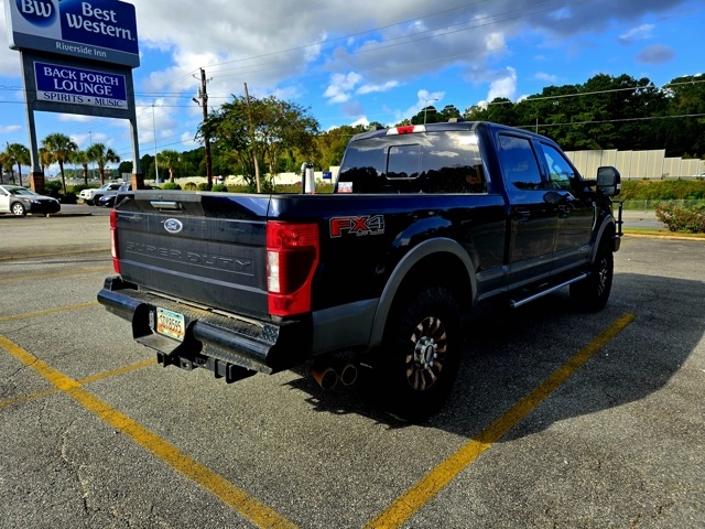 2022 Ford F-250 Lariat photo 4