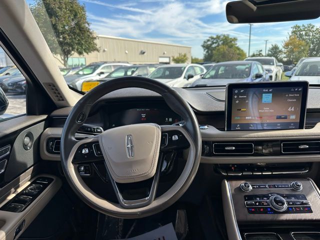 2020 Lincoln Aviator Reserve photo 33