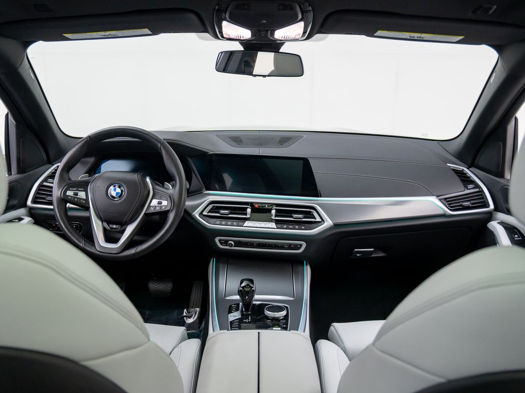 2023 Bmw X5 xDrive45e photo 9