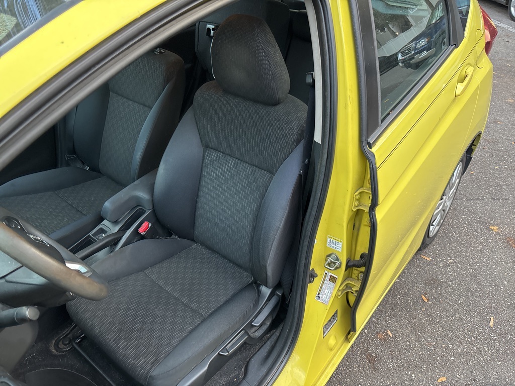 2015 Honda Fit LX photo 2