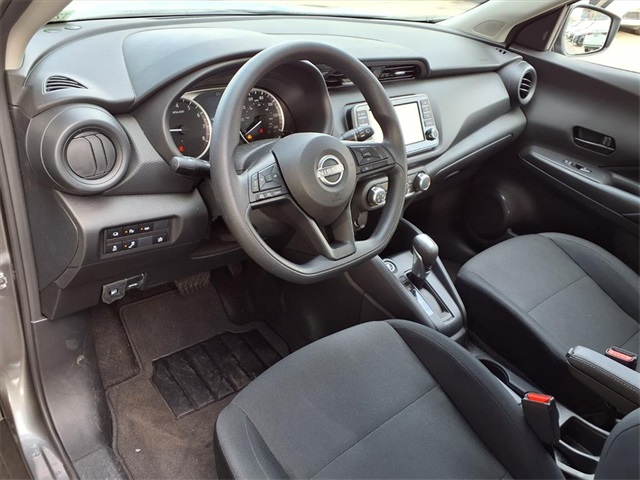 2024 Nissan Kicks S photo 4