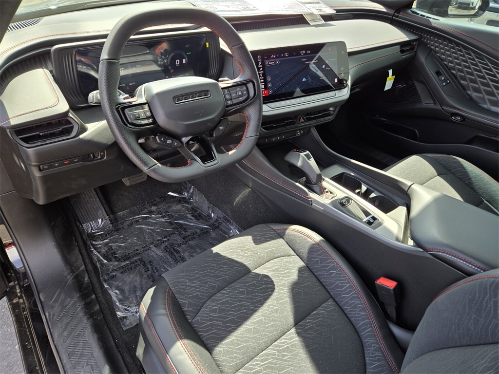 2025 Dodge Charger R/T photo 13