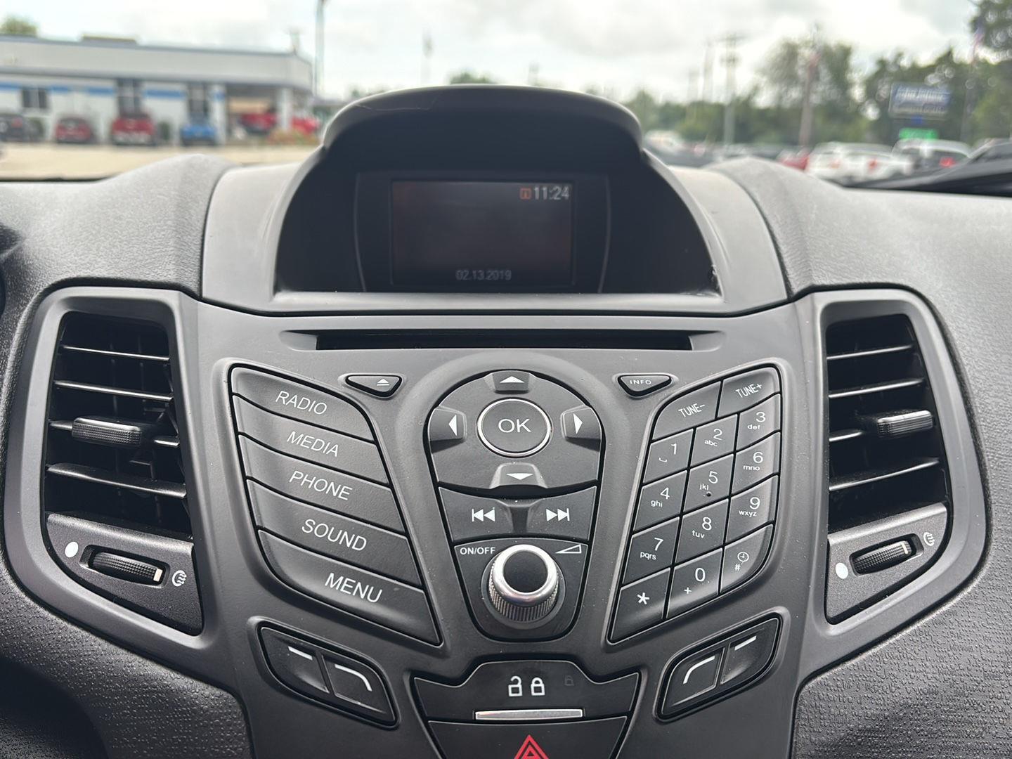 2019 Ford Fiesta SE photo 6