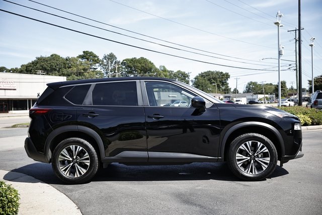 2023 Nissan Rogue SV photo 7