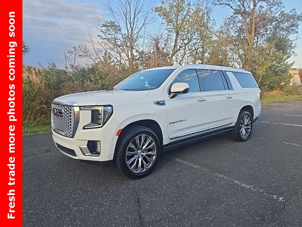 2021 Gmc Yukon XL Denali photo 3