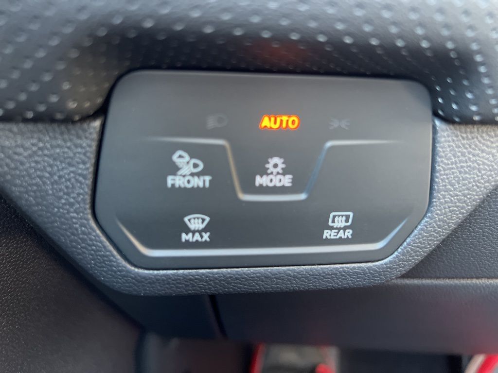 2026 Volkswagen Atlas SE Technology photo 20