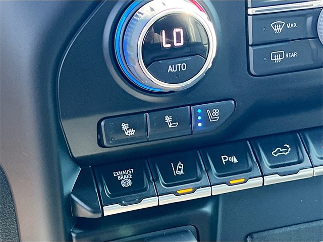 2022 Chevrolet Silverado 2500HD High Country photo 22