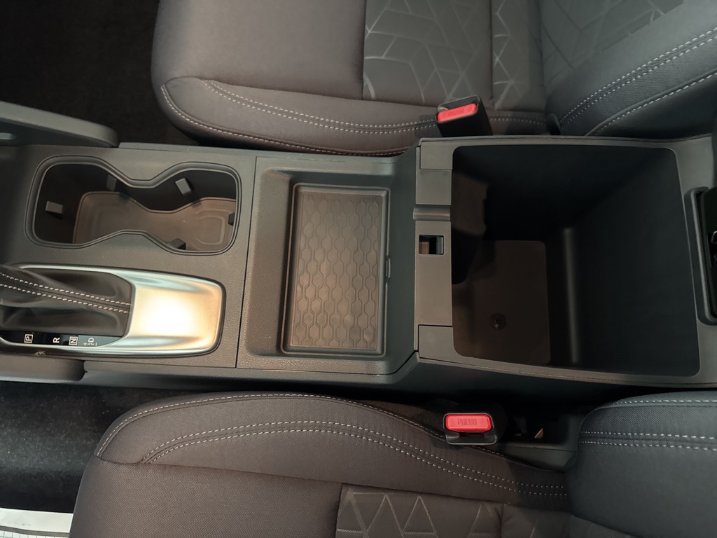 2025 Nissan Frontier SV photo 18