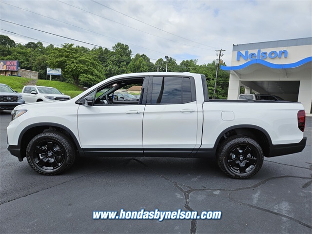 2025 Honda Ridgeline Black Edition photo 3
