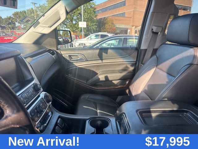2019 Chevrolet Suburban LT photo 31