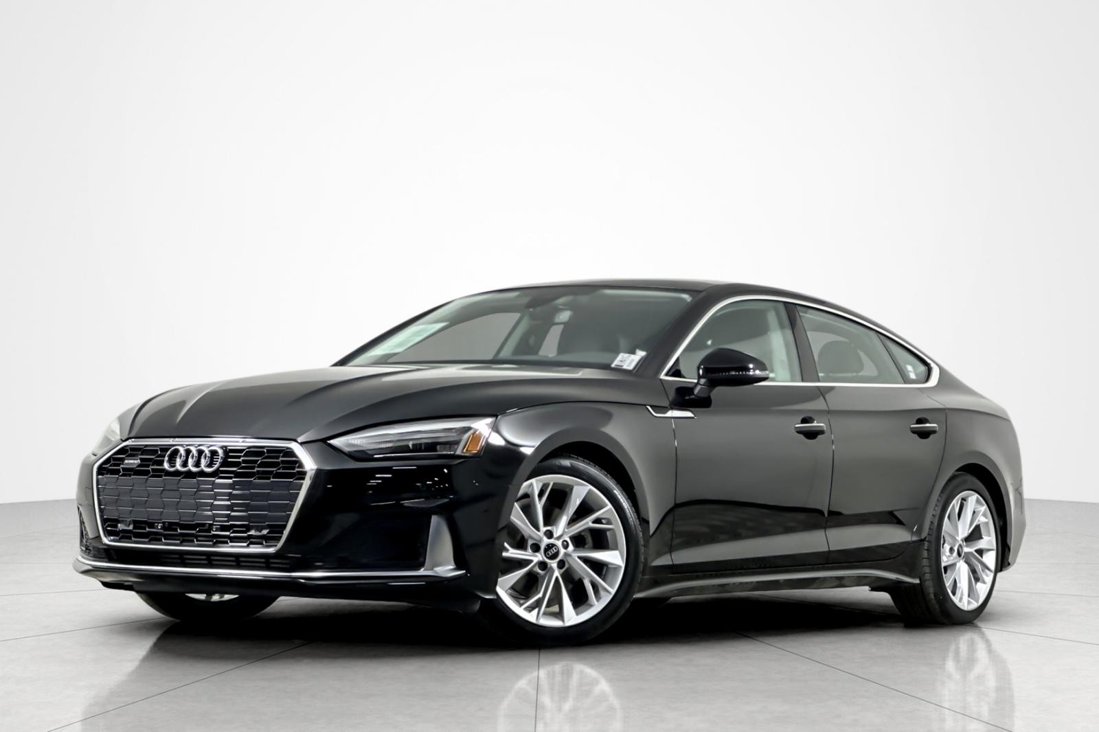 2022 Audi A5 Sportback Premium's photo