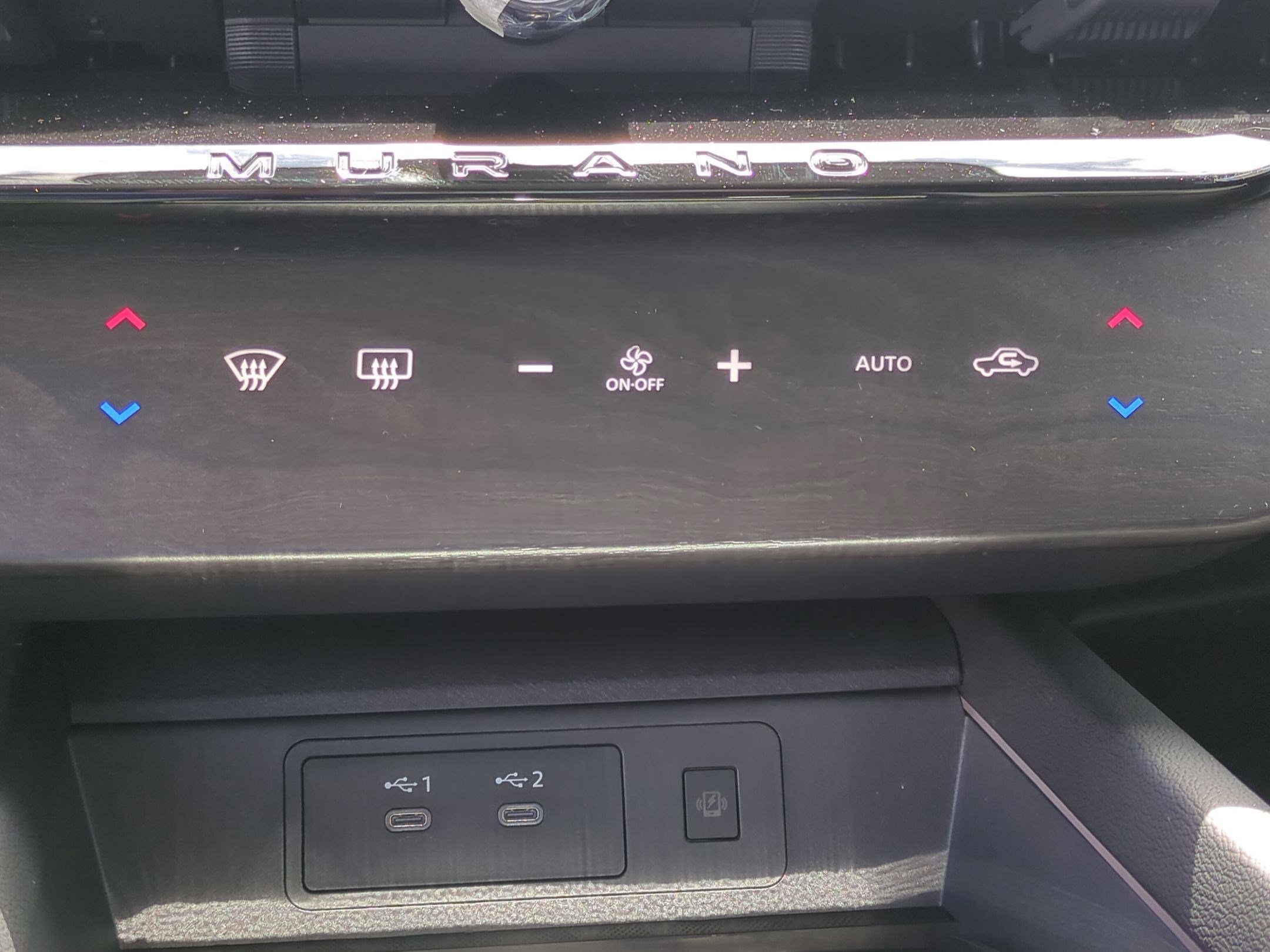 2025 Nissan Murano SL photo 8