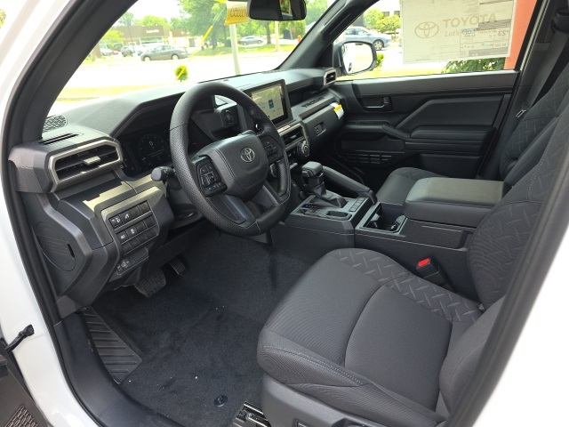 2025 Toyota Tacoma SR XtraCab photo 7