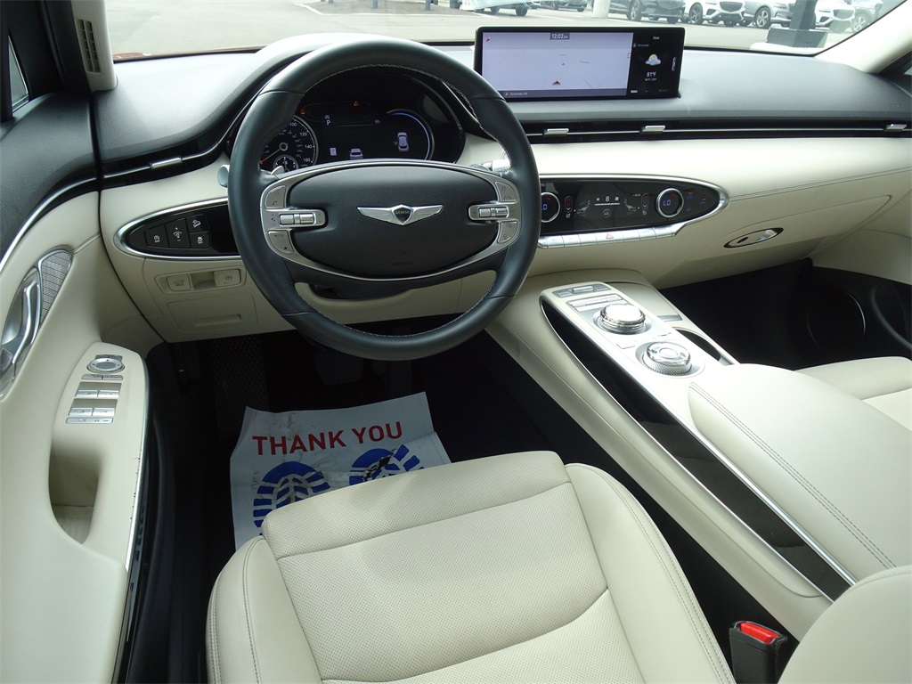 2023 Genesis GV70 2.5T photo 12