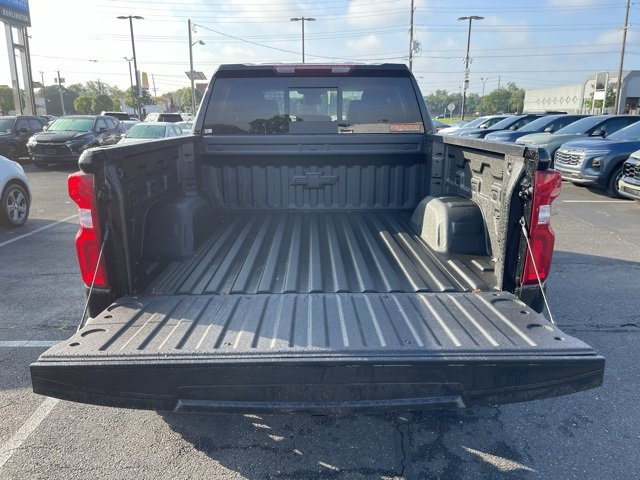 2025 Chevrolet Silverado 1500 RST photo 5