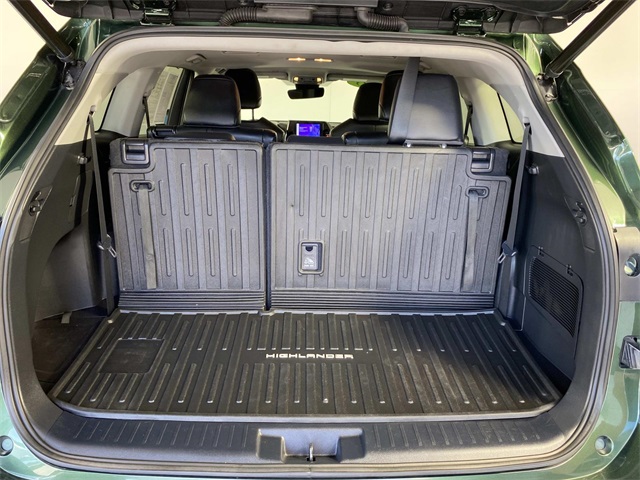 2023 Toyota Highlander XLE photo 7