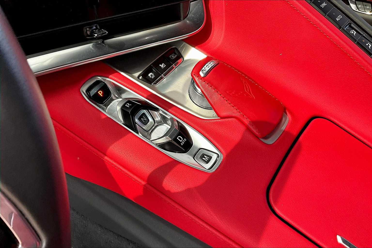 2022 Chevrolet Corvette 2LT photo 13