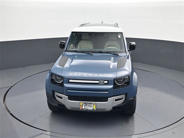 2024 Land Rover Defender 110 S photo 13