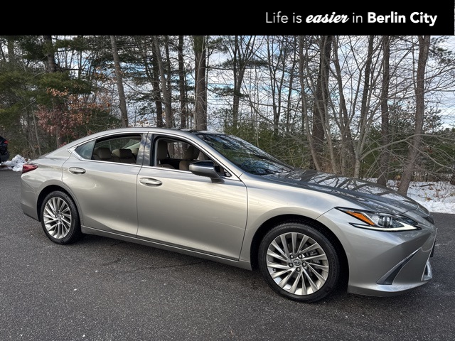 2019 Lexus ES 350 Luxury's photo