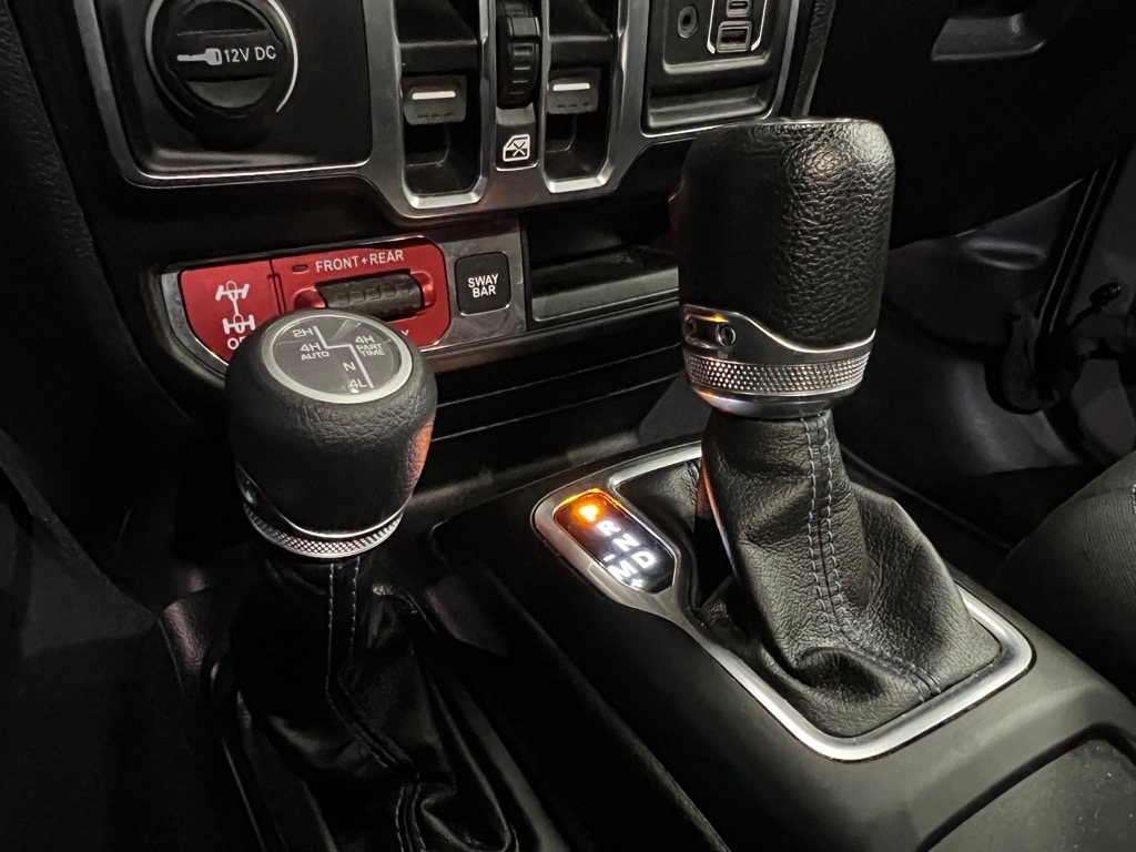 2023 Jeep Wrangler Rubicon 4xe photo 15