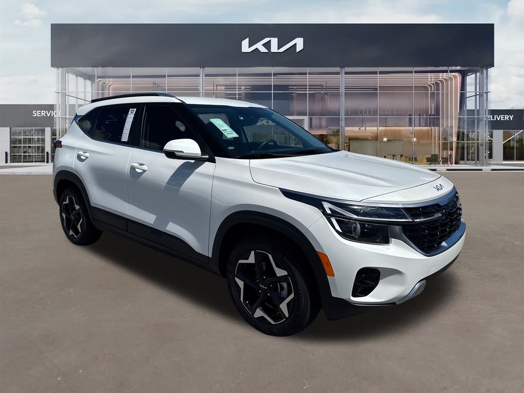 2025 Kia Seltos EX's photo