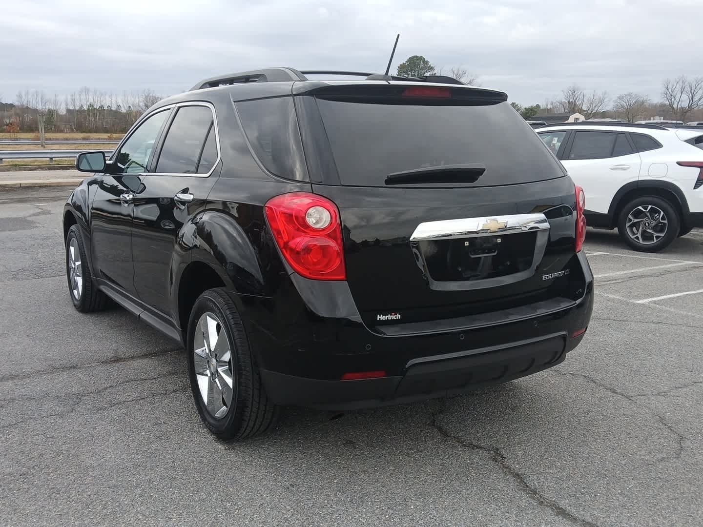 2015 Chevrolet Equinox LT photo 2