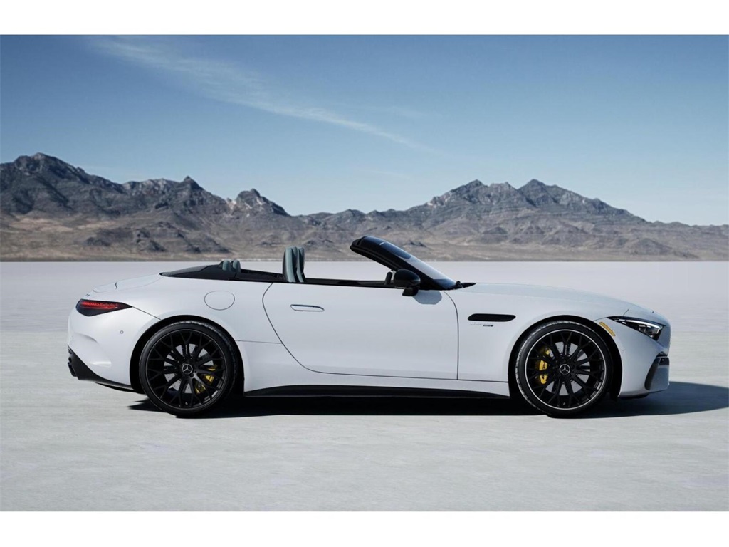 2025 Mercedes Benz SL AMG 55 photo 2