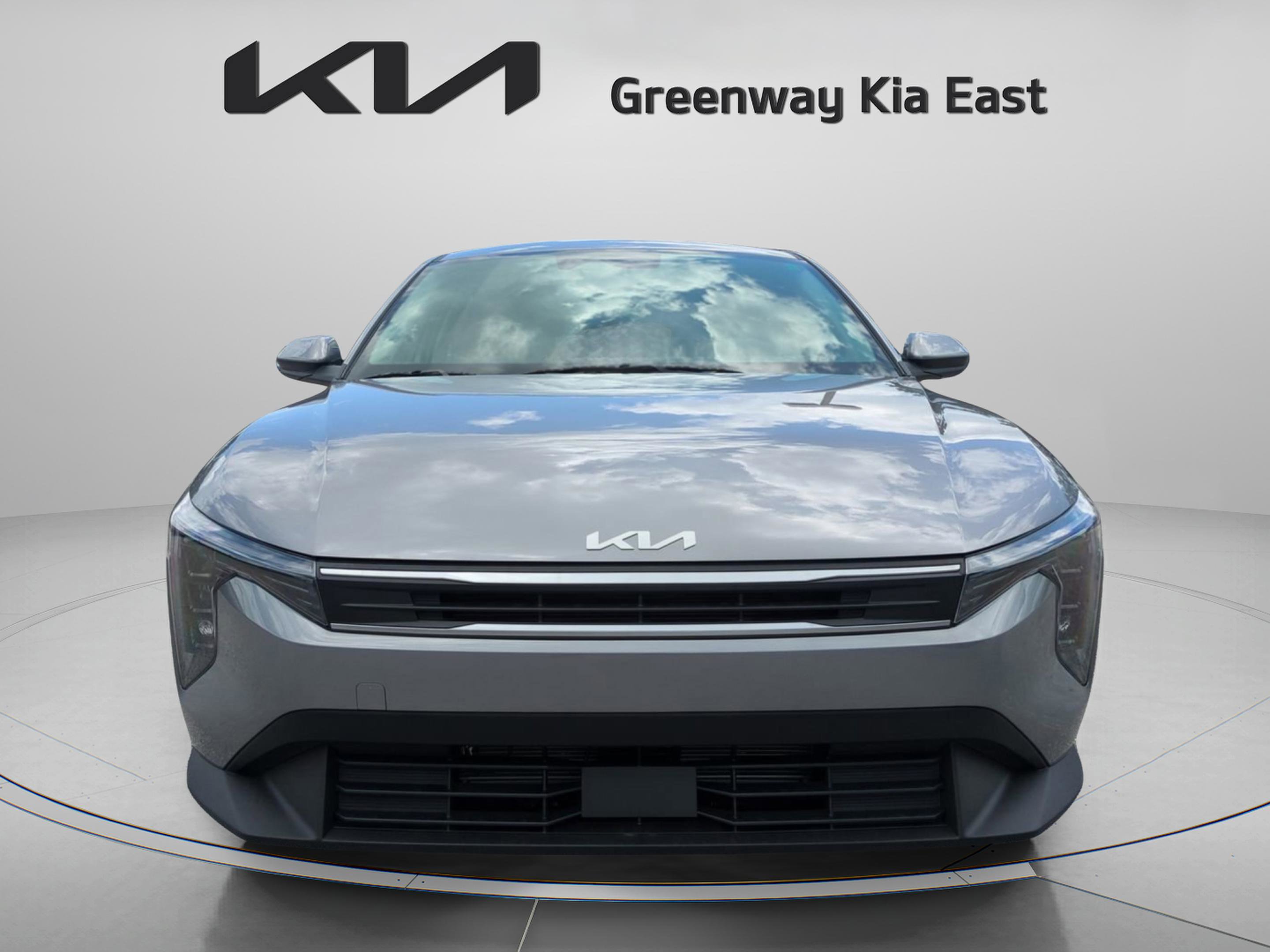 2025 Kia K4 LXS photo 2