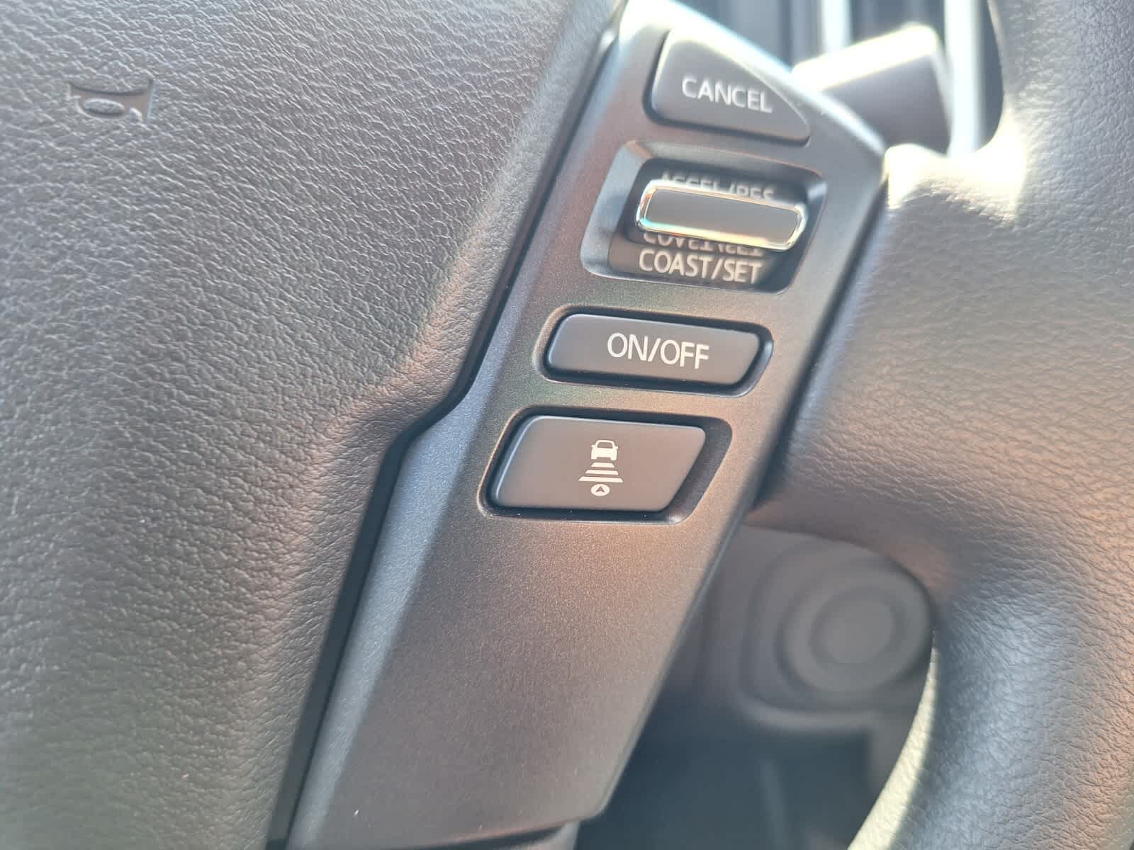 2026 Nissan Frontier Crew Cab SV photo 14