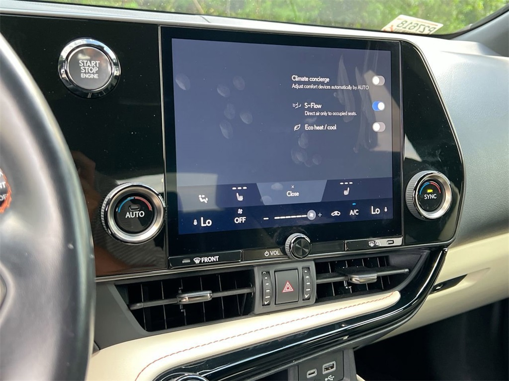 2024 Lexus NX 250 photo 17