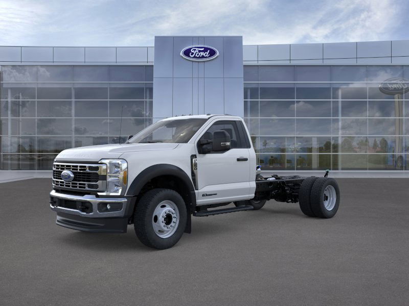 2025 Ford F-550 Super Duty Chassis Cab XL's photo