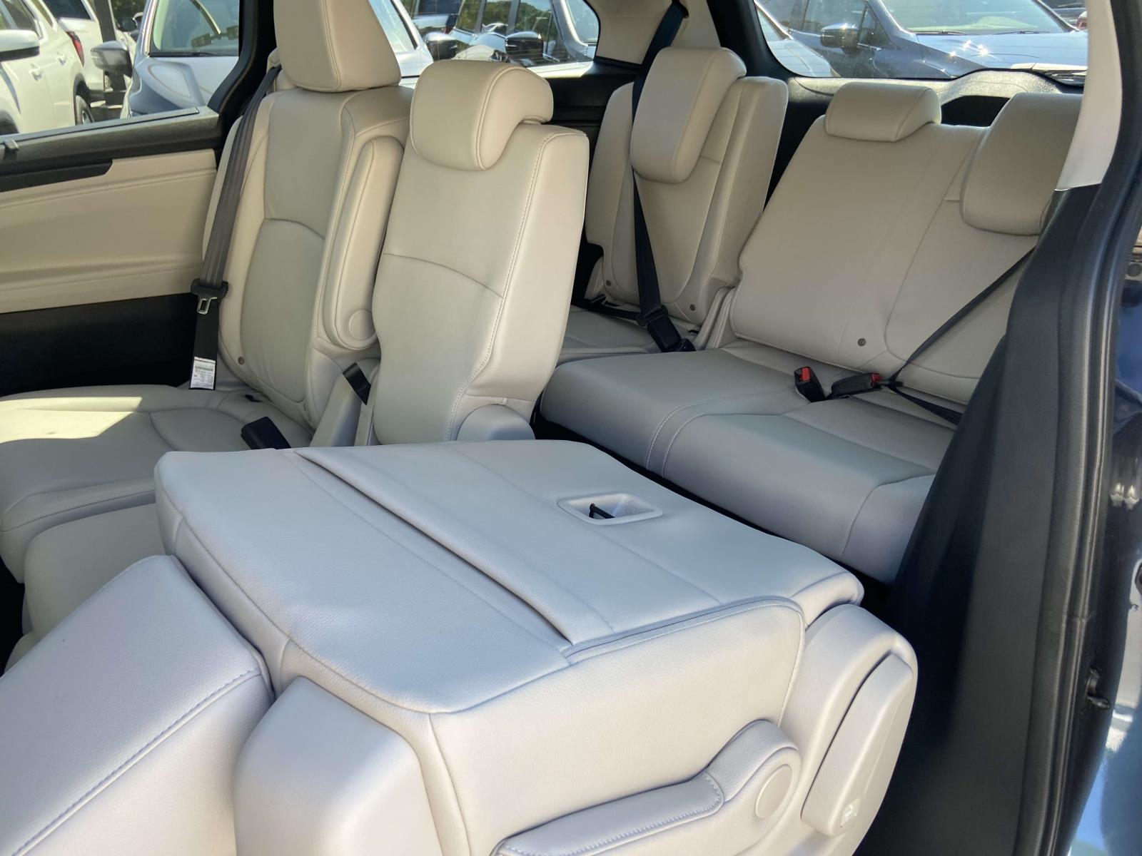 2026 Honda Odyssey EX-L photo 5