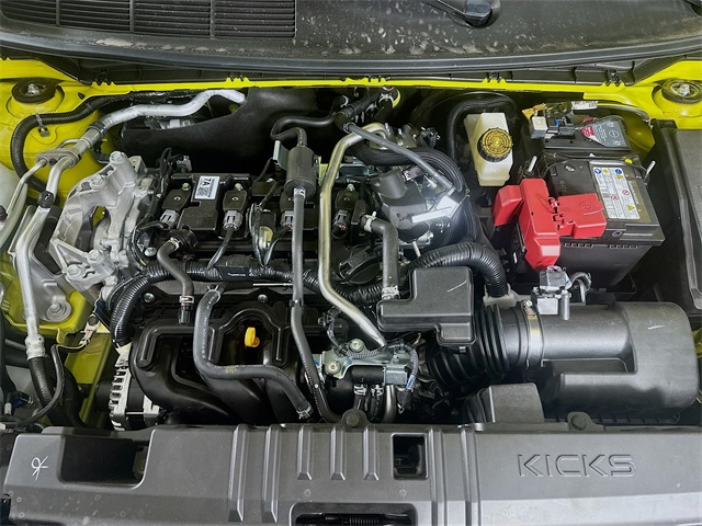 2025 Nissan Kicks SR photo 27