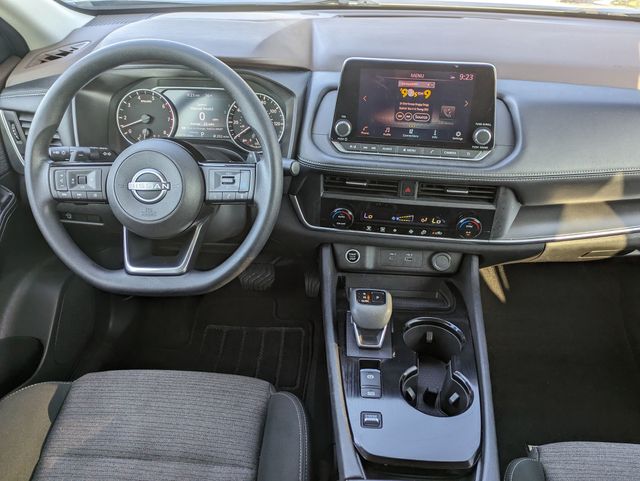 2023 Nissan Rogue SV photo 20