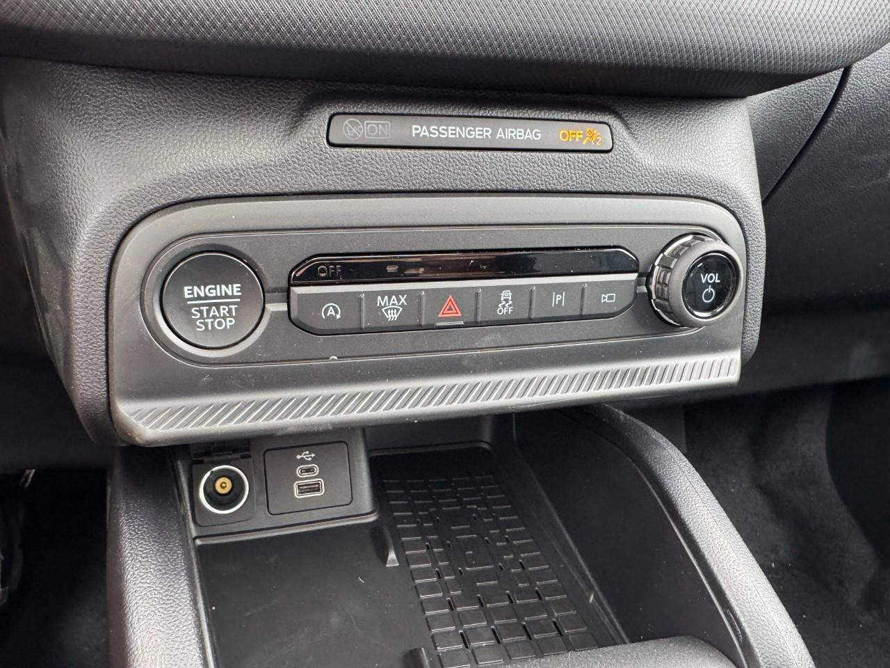 2025 Ford Bronco Sport Outer Banks photo 14