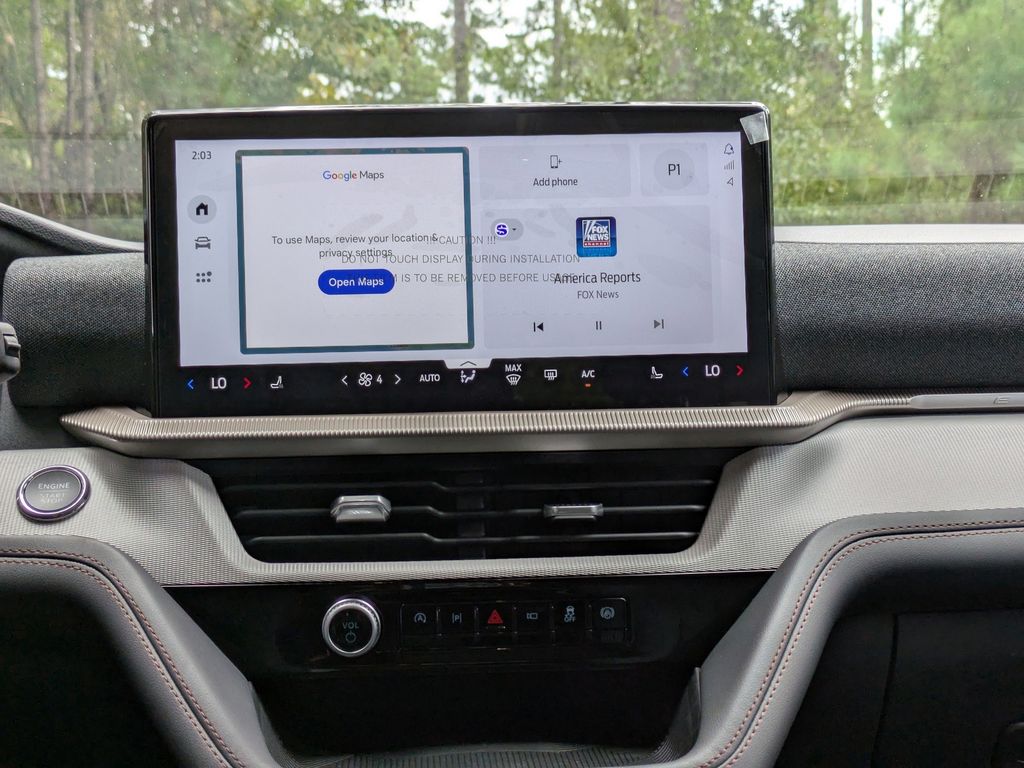 2025 Ford Explorer photo 20