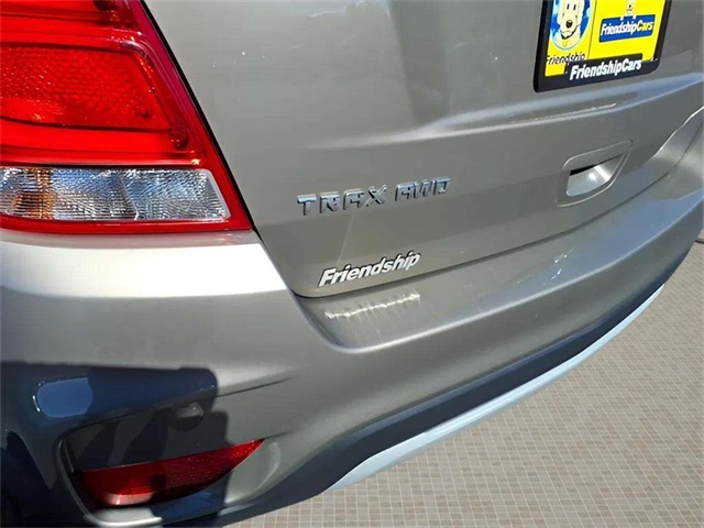 2022 Chevrolet Trax LT photo 4