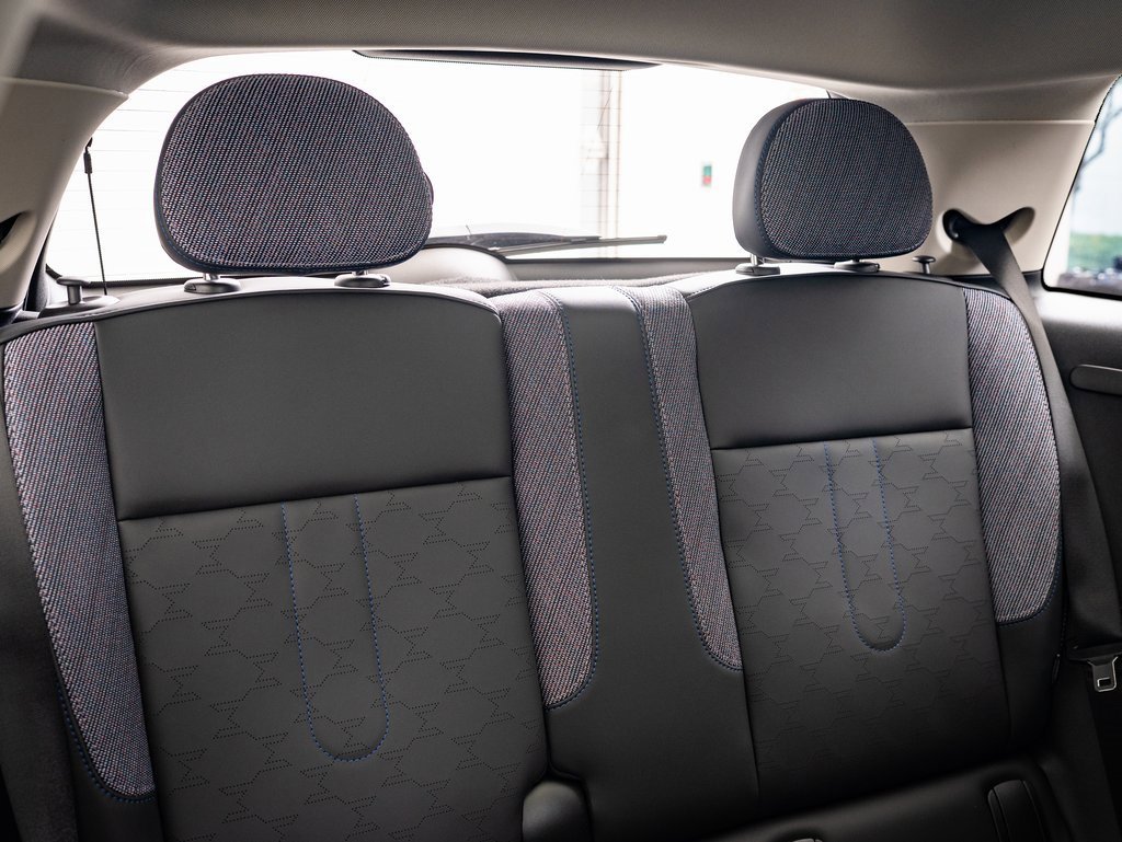 2025 Mini Cooper 2 Door Hardtop photo 32