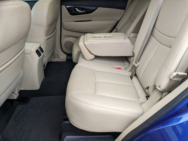 2019 Nissan Rogue SL photo 22