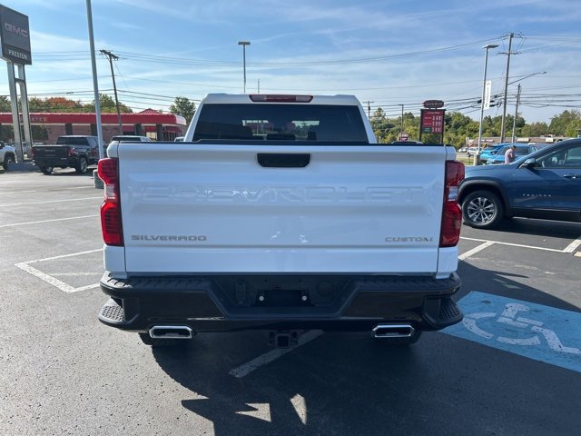 2026 Chevrolet Silverado 1500 Custom Trail Boss photo 3