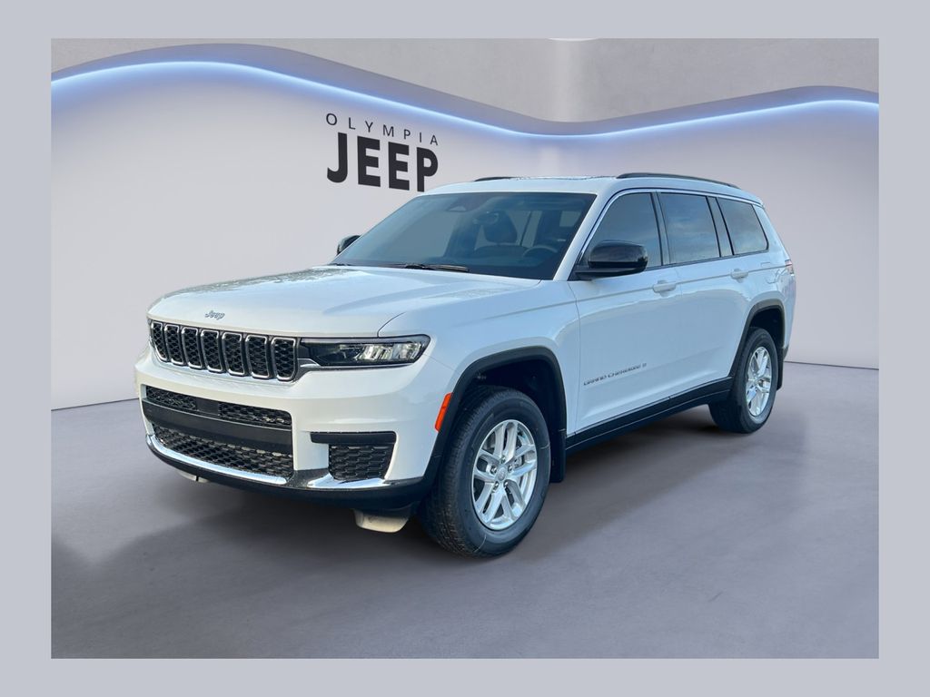 2025 Jeep Grand Cherokee L Laredo's photo