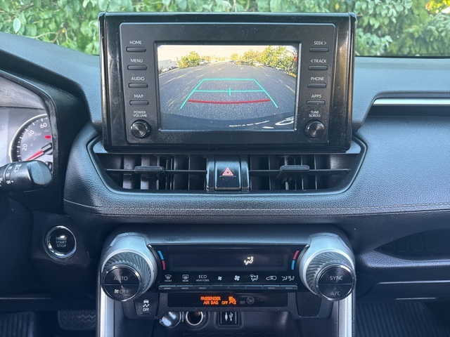 2019 Toyota RAV4 XLE photo 30
