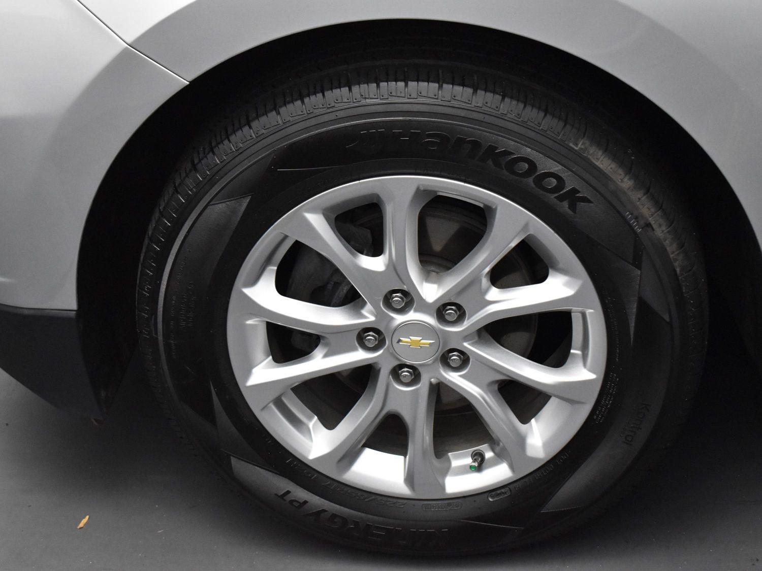 2020 Chevrolet Equinox LT photo 35