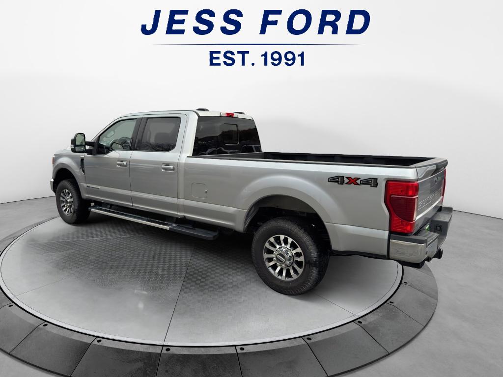 2022 Ford F-350 Lariat photo 4