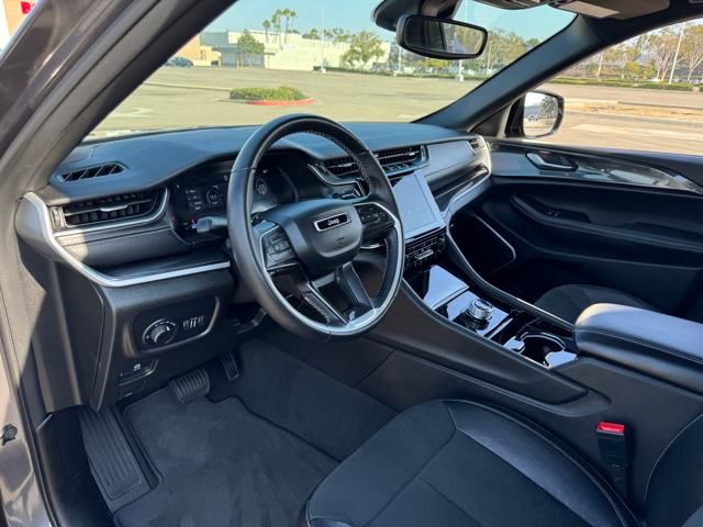 2022 Jeep Grand Cherokee Altitude photo 6