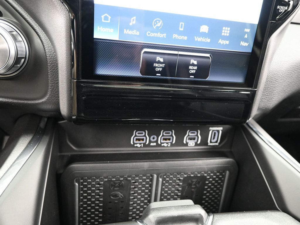 2026 Ram 1500 Laramie photo 19