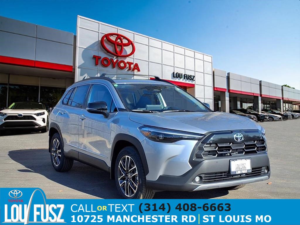 2026 Toyota Corolla Cross XLE's photo